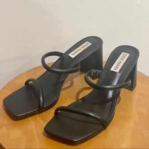 Steve Madden “Lilah” Heels